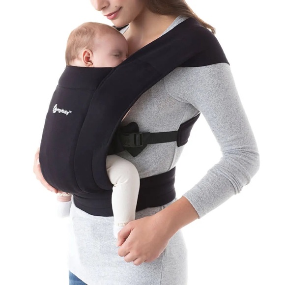 Ergobaby Embrace Black Carrier - Picture 1 of 12